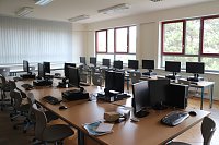 Bild: Auf die frische Fassade soll auch die Sanierung der Innenr&auml;ume des Friedrich-Schiller-Gymnasiums folgen
