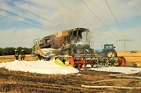 Bild: M&auml;hdrescher brannte aus