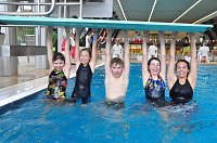 Bild: Erst die Generalprobe, dann die K&uuml;r - der Nordh&auml;user Schwimmer-Nachwuchs zeigte starke Leistungen