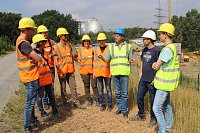 Bild: Lagebesprechung auf der Baustelle der Emschergenossenschaft