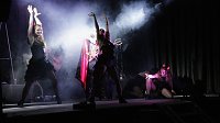 Faust - die Rockoper auf dem Heringer Schlossfest Bild: Faust - die Rockoper auf dem Heringer Schlossfest