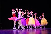 Tanzstudio Radeva beim Theaterfest Bild: Tanzstudio Radeva beim Theaterfest