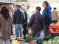 Bild: Buntes Treiben auf dem Nordh&auml;user "Marktplatz"