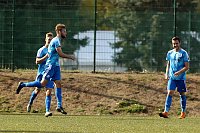 Bild: Freudenspr&uuml;nge nach seinem Schlenzer zum 1:1 - Jonas Ernst