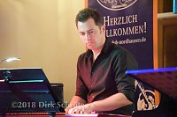 Bild: Konzert mit Botschaft und speziellem Saxofon