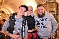 Bild: Party im Jugendclubhaus