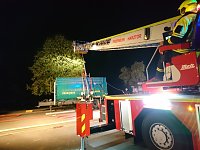 Proben für den Ernstfall: Feuerwehrausbildung in Neustadt Bild: Proben für den Ernstfall: Feuerwehrausbildung in Neustadt