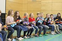 Bild: Sonnenblumen und Ukulelen zur Andacht