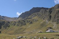 Bild: Bick auf die Moarerbergalm und die Schneebergscharte.