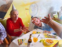 Bild: Rosenmontag im DRK-Pflegeheim