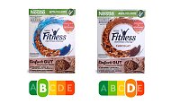 Bild: Beide Produkte werben mit Fitness und geben sich somit einen gesunden Anstrich � der Nutri-Score zeigt jedoch, dass Figurbewusste von der Schokoladen-Variante besser die Finger lassen sollten. Der deutlich h&ouml;here Gehalt an Zucker und ges&auml;ttigten Fetts&auml;uren f&uuml;hrt zum schlechteren Nutri-Score.