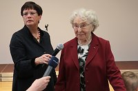 Bild: Die "kleine, wei&szlig;e Friedenstaube" feiert 70. Geburtstag