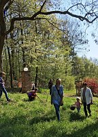 Bild: Ostereiersuche im Ilfelder Ahornpark