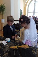 Bild: Hochzeit im Kindergarten