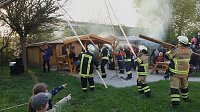 Maibaum in Herreden gesetzt Bild: Maibaum in Herreden gesetzt