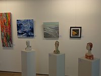 Bild: Kontraste in der Galerie