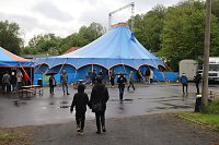 Kleinkunst aus dem Koffer -Zappelini eröffnet die Zeltsaison Bild: Kleinkunst aus dem Koffer -Zappelini eröffnet die Zeltsaison