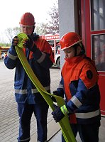 Bild: In den vergangenen zwei Wochen stellten sich insgesamt 33 Jugendfeuerwehrmitglieder in zwei Pr&uuml;fungsdurchg&auml;ngen selbst auf die Probe.
