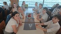 Bild: Die Gruppe auf der Schifffahrt mit Teilnehmern aus Gro&szlig;burgwedel