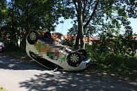 Bild: Lieferauto &uuml;berschlug sich