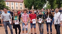 Bild: Geehrte Gymnasiasten der Klassenstufen 7 und 8 (1)