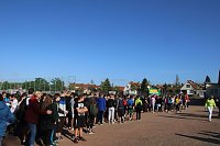 Bild: Die Sch&uuml;ler der Lessing-Schule weihten ihren Sportplatz mit einem gro&szlig;en Sport- und Spielfest ein