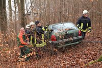 auto im Wald Bild: auto im Wald