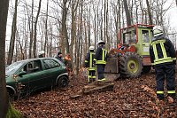 auto im Wald Bild: auto im Wald