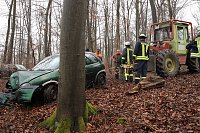 auto im Wald Bild: auto im Wald