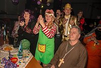 Bild: Salzaer N&auml;rrinnen und Narren feierten im Jugendclubhaus