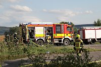 Bild: Ein Strohfeuer auf der Landstra&szlig;e