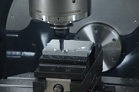 Präsentation der neuen CNC-Fräse im BBZ Bild: Präsentation der neuen CNC-Fräse im BBZ