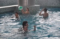 Mega-Poolparty im Badehaus Bild: Mega-Poolparty im Badehaus