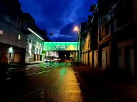 Bild: Peter Blei unterwegs im abendlichen Nordhausen