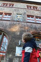 Bild: Kleine "Enth&uuml;llung" f&uuml;r den Theodosius-Stein