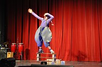 Salto Mortale im Theater Bild: Salto Mortale im Theater