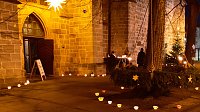 Friedenslicht auf dem Blasii-Kirchplatz Bild: Friedenslicht auf dem Blasii-Kirchplatz