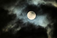 Der Mond über Nordhausen Bild: Der Mond über Nordhausen