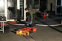 Bild: Feuerwehren im Einsatz an der Atrium-Passage