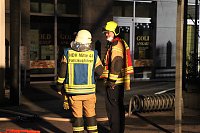 Bild: Feuerwehren im Einsatz an der Atrium-Passage