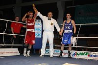 Bild: Dramatische Boxnacht (2)
