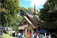 Bild: Eine Kirche zieht um