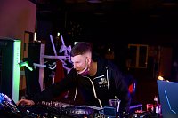 Bild: Livemusik aus dem Fitnessloft