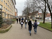 Bild: Spaziergang gegen die Lockdownma&szlig;nahmen der Regierung