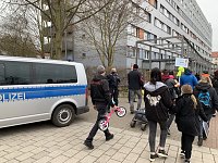 Bild: Spaziergang gegen die Lockdownma&szlig;nahmen der Regierung
