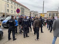 Bild: Spaziergang gegen die Lockdownma&szlig;nahmen der Regierung