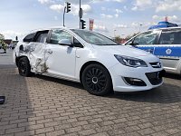 Bild: Unfall auf der B4 bei Sundhausen
