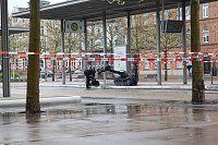 Bild: Herrenlose Tasche auf dem Bahnhofsvorplatz sorgt f&uuml;r Polizeieinsatz