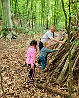 Bild: F&uuml;r die Kleinen der Kinderwelt am Frauenberg geht es endlich wieder in den Wald