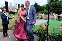 Bild: Kr&ouml;nung der Rosenk&ouml;nigin in Sangerhausen